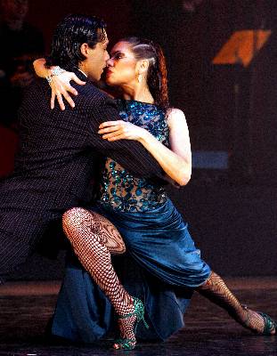 Bailarines De Tango