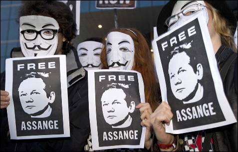 Como toda Europa, Madrid recuerda a Guy Fawkes para pedir la liberación de Assange. EFE