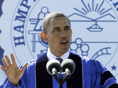Barack Obama durante su intervención en la Universidad de Hampton.