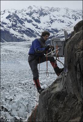 James Balog, en el glaciar Columbia, en Alaska. EIS