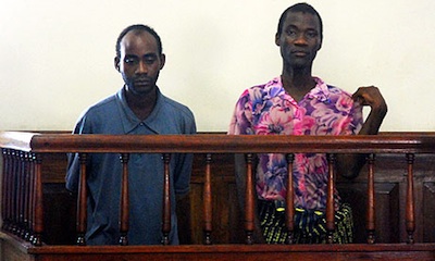 Steven Monjeza y Tiwonge Chimbalanga, durante su juicio. Reuters