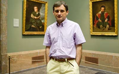 Javier Portús, en una de las siete salas que componen la muestra  monográfica de la obra de Diego Velázquez. ÁNGEL NAVARRETE