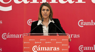 La secretaria general del Partido Popular, María Dolores de Cospedal, en su intervención durante el almuerzo que ha mantenido con empresarios de Castilla y León.