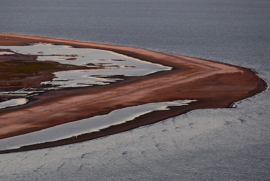 La playa de Barataria un año después del desastre de 'Deepwater Horizon', en el Golfo de México.