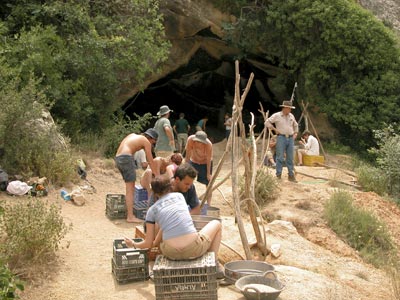 Entrada del yacimiento de la Cueva Negra, en la provincia de Murcia. EFE