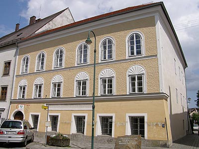 Casa natal de Adolf Hitler en Braunau am Inn, Austria.