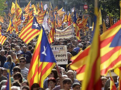 Varios miles de personas piden la independencia en Barcelona