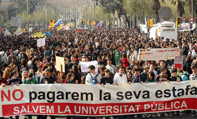 Manifestación en contra de los recortes celebrada en Barcelona el pasado mes de abril. EFE