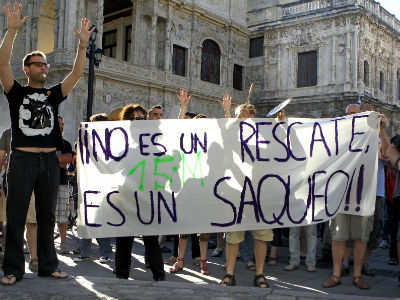 El 15-M protesta contra el rescate.
