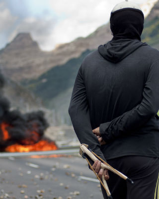Trabajadores del carbón cortan la carretera de Ciñera, León. JAIRO VARGAS