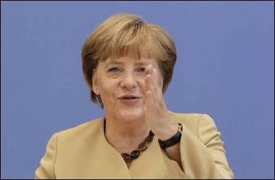 Angela Merkel sigue empeñada en marcar el camino de los recortes al resto de la UE.