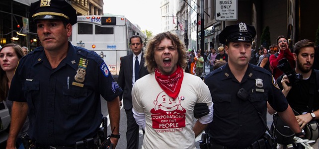 Varias personas han sido detenidas por sentarse en la acera, según confirma la policía de Nueva York - Reportaje fotográfico:REUTERS