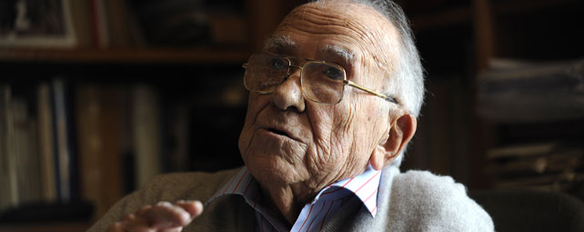 Santiago Carrillo.