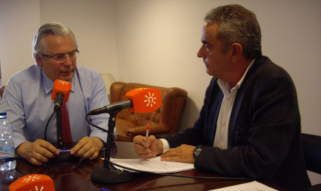 El juez Baltasar Garzón durante la entrevista con Rafael Guerrero.