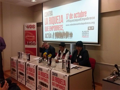 Mercedes Ruiz-Giménez (CONGD), Rosario Zanabria (Cumbre Social) y Carlos Susías (Plataforma del Tercer Sector), en la presentación de las movilizaciones.