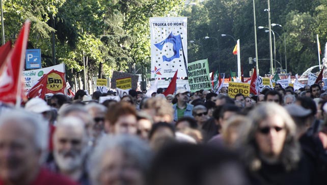 Miles de personas se manifiestan en Madrid contra las políticas de austeridad, convocados por Marea Ciudadana el pasado 1 de julio.