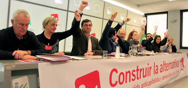 Votación de la nueva cúpula de Izquierda Unida, este sábado, en la sede federal de Madrid.