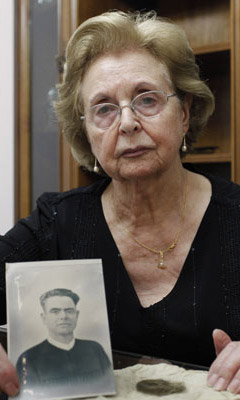 Josefa Celda lleva décadas intentando recuperar el cuerpo de su padre, José Celda Beneyto.