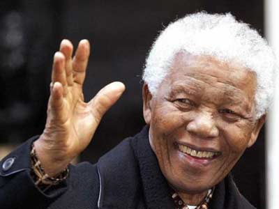 El expresidente sudafricano Nelson Mandela, en una imagen de archivo. EFE