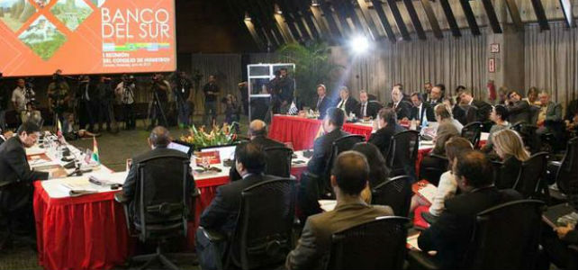 Primer Consejo de Ministros del Banco del Sur, el 12 de junio de 2013 en la sede del Banco Central de Venezuela en Caracas. -EFE