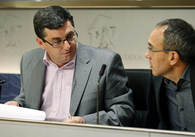 Los portavoces de la Izquierda Plural, José Luis Centella (IU) y Joan Coscubiela (ICV).- EFE