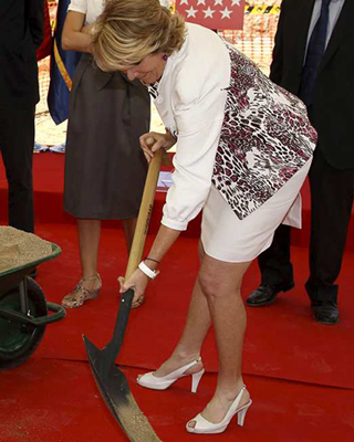 Esperanza Aguirre, en un acto cuando era presidenta de la Comunidad de Madrid/Efe