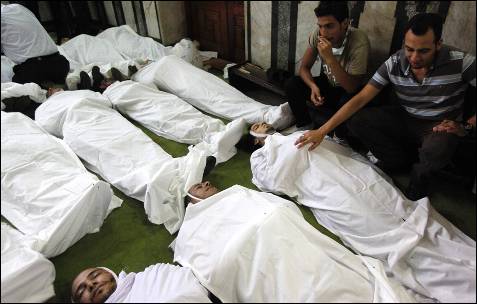 Cuerpos de algunos de los manifestantes fallecidos durante los enfrentamientos con el Ejército.