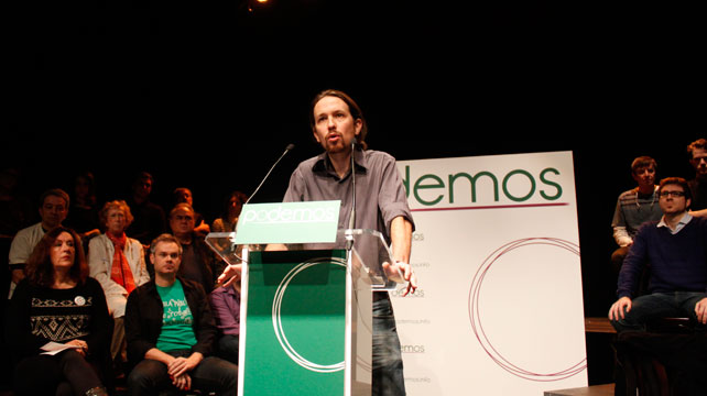 Pablo Iglesias en la rueda de prensa celebrada en el Teatro del Barrio de Lavapiés.
