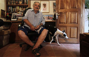 Mujica: "A los que les gusta mucho la plata hay que correrlos de la política"