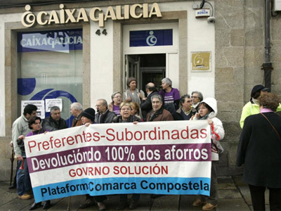 La 'estafa' de las preferentes de Caixa Galicia se tramita también en los juzgados de primera instancia. Archivo EFE