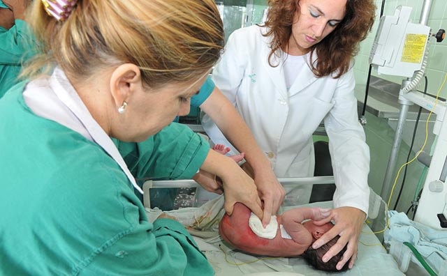 Ms de la mitad del personal de salud de Cuba son mujeres. RAQUEL PREZ