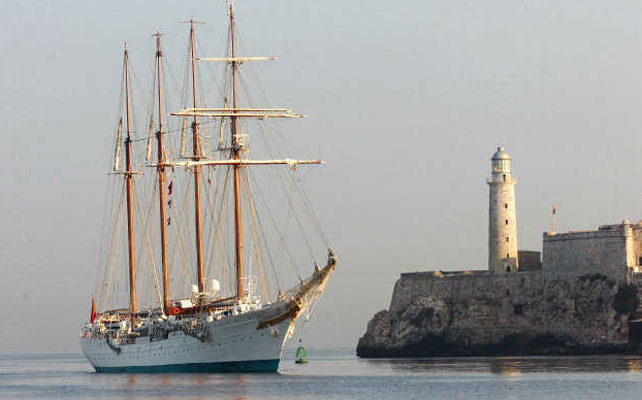 El buque escuela de la Armada Juan Sebastián Elcano.