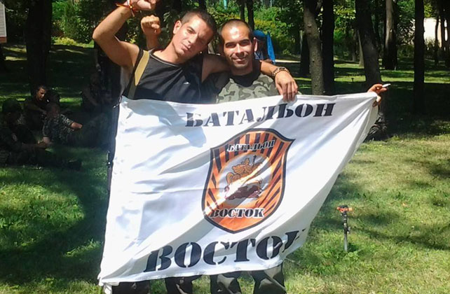 'Rafa' y Ángel en un campamento rebelde de Donetsk.