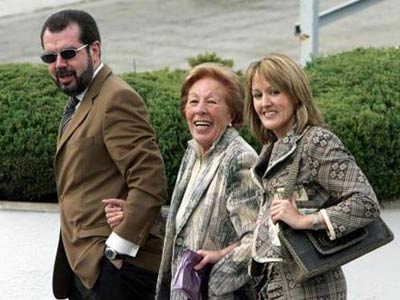 El padre, la abuela y la tía de la reina Letizia.