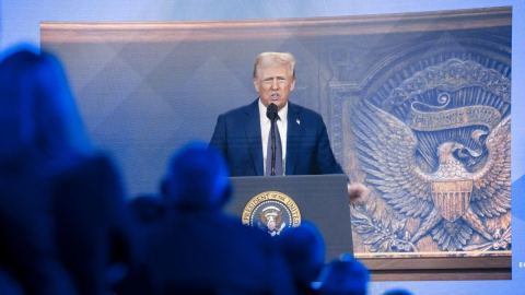 Trump, en Davos: "Necesitamos corregir todas las políticas izquierdistas  que han terminado en calamidad" | Público