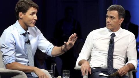 El primer ministro canadiense, Justin Trudeau (i), y el presidente del Gobierno español, Pedro Sánchez, en una imagen de archivo. EFE