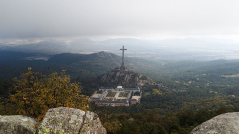 Vista general del Valle de los Caidos, cerca de la localidad madrileña de San Lorenzo de El Escorial. REUTERS/Jon Nazca