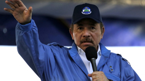  En esta foto de archivo, el presidente de Nicaragua, Daniel Ortega, habla durante la conmemoración del 51 aniversario de la campaña guerrillera Pancasana en Managua, el 29 de agosto de 2018.- AFP