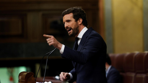  El líder del PP, Pablo Casado, interviene este miércoles en el Pleno del Congreso.- EFE