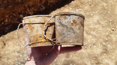  Latas reutilizadas como tazas en el campo de concentración de Jadraque.- Foto Incipit/ CSIC