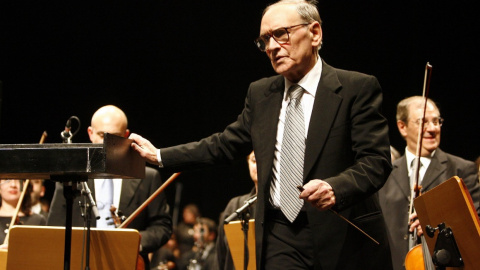  Ennio Morricone dirige un concierto.- Herbert P. Oczeret / APA / dpa