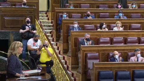  La diputada socialista Susana Ros durante el debate del martes sobre la llamada 'ley trans'.- SEÑAL DEL CONGRESO DE LOS DIPUTADOS