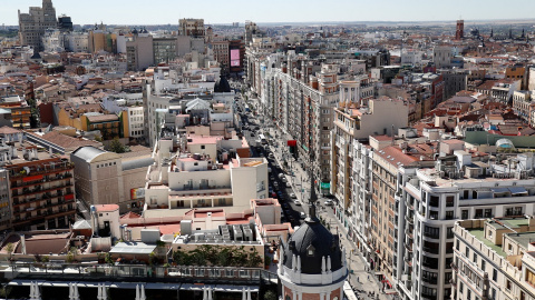 Vista de de las casas y edificios en las calles del entorno de la Gran Vía de Madrid. E.P./Óscar J.Barroso