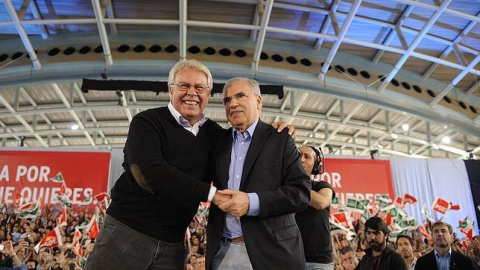  Felipe González y Alfonso Guerra en un mitin del PSOE. | EFE