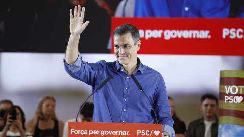  El presidente del Gobierno, Pedro Sánchez, interviene durante un mitin del PSC, a 2 de mayo, en Sant Boi de Llobregat, Barcelona - EP