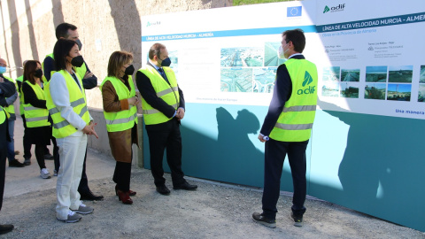 El ministro de Transportes, José Luis Ábalos, visita las obras de la Línea de Alta Velocidad en Almería, en marzo de 2021. E.P./Rafael González