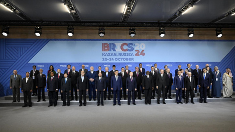 Foto de los participantes en la reunión de los BRICS en Kazán, Rusia. EFE/EPA/ALEXANDER NEMENOV