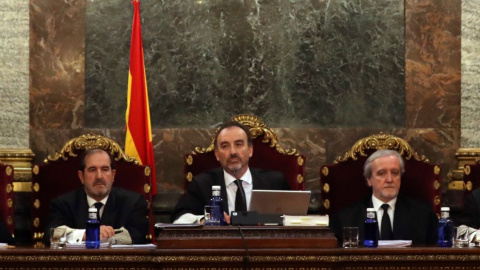  El tribunal del juicio del 'procés', con Manuel Marchena en medio. - EFE/ACN