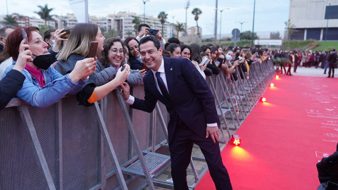  Moreno Bonilla no pierde ocasión de dejarse ver en Festivales de Cine como el de Málaga, mientras pierde fondos estatales de ayuda al cine. – Junta de Andalucía