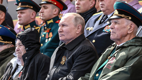  Vladimir Putin durante la celebración del anual desfile de la Victoria, este año marcado por la demostración de fuerza ante el conflicto ucraniano.- Kremlin / dpa